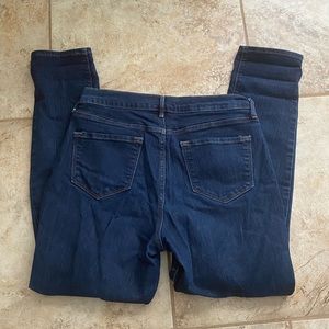 Old Navy Curvy Dark Wash Skinny Jeans